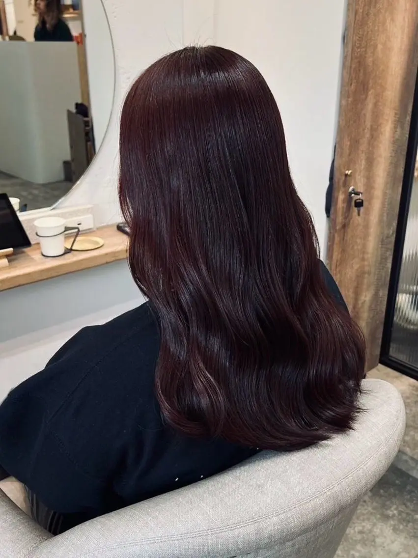 ロング カラー レッドカラー カット ヘアカラー AILERON 神村のヘアスタイル