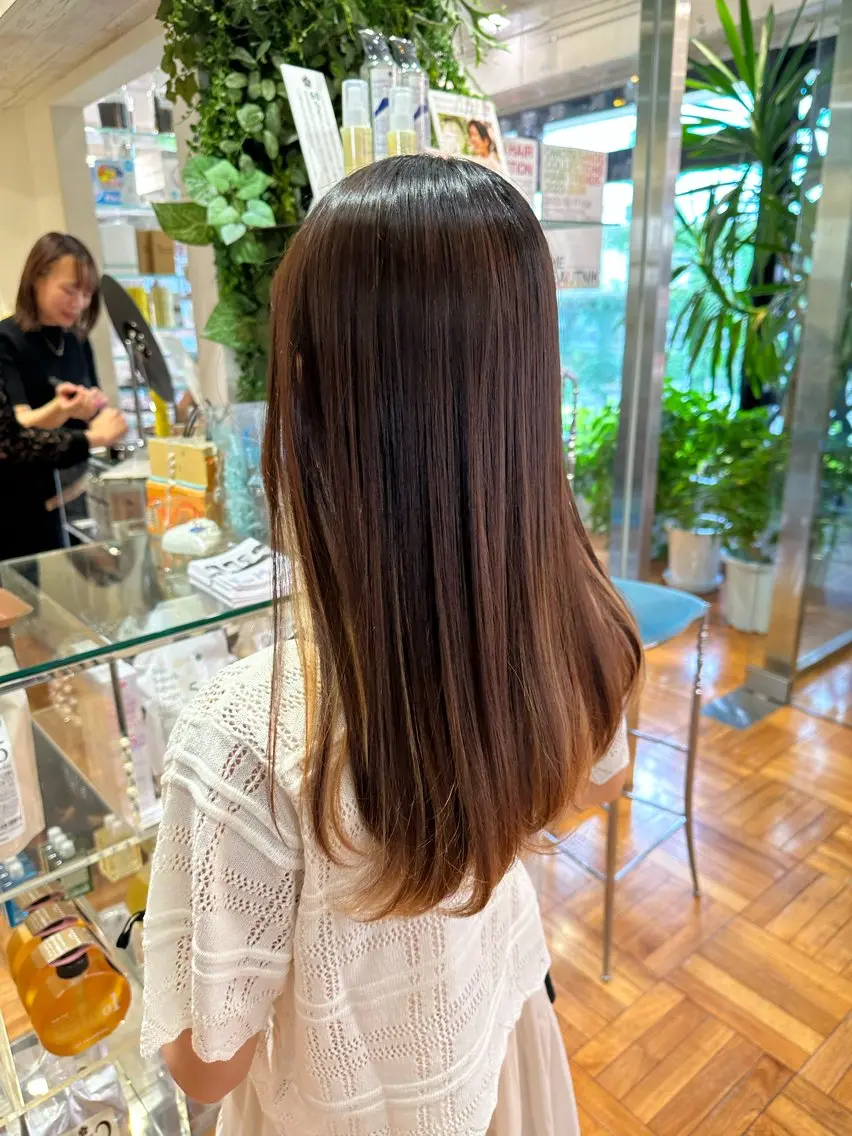 ロング カラー ボブ  レイヤー 髪質改善  相澤晃希のヘアスタイル