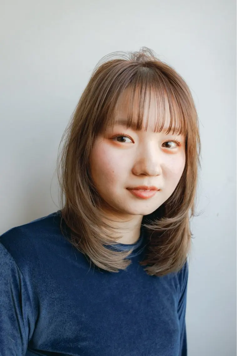 セミロング レイヤーカット 山下 遼香のヘアスタイル
