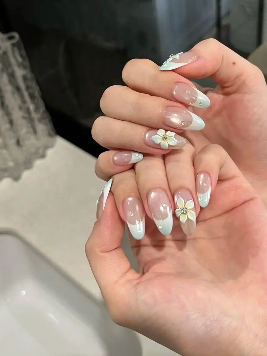 ネイル ジェルネイル 韓国ネイル 持ち込み シンプルネイル ワンホンネイル ハンドネイル 🎀Aura. Yurachanのネイルデザイン