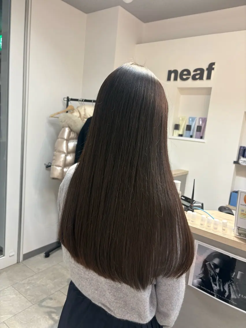 ロング 縮毛矯正 六本木🫧マツエク 望月彩音のヘアスタイル