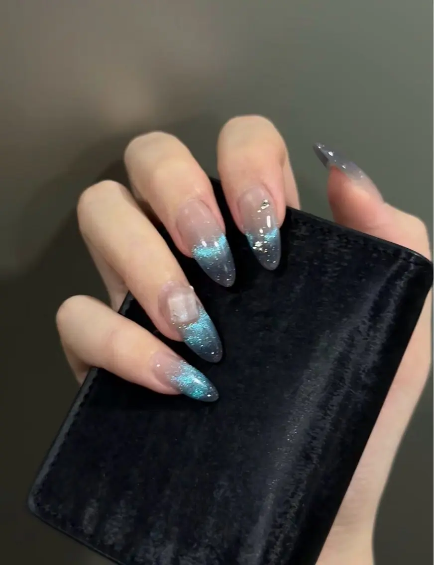 ネイル ハンドネイル Trend Nail シロのネイルデザイン