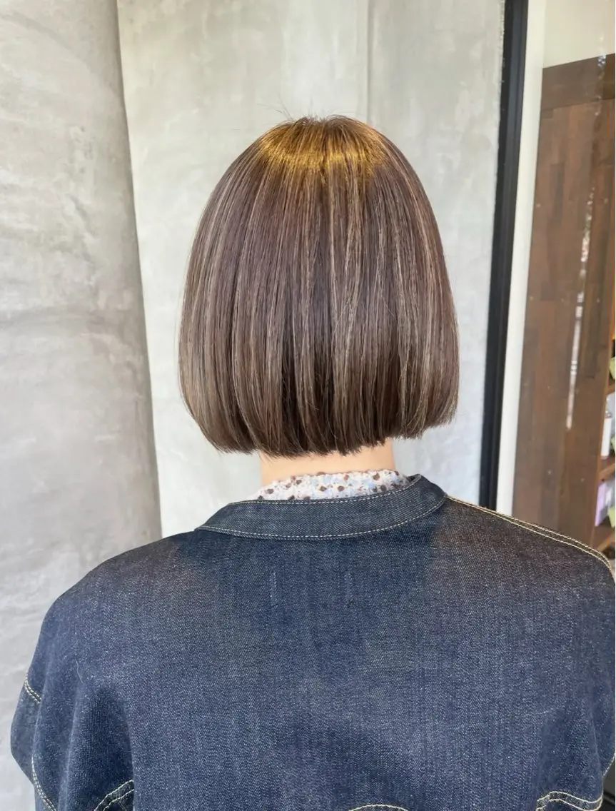 【白髪ぼかしカラー】似合わせカット＋白髪ぼかしハイライトの写真