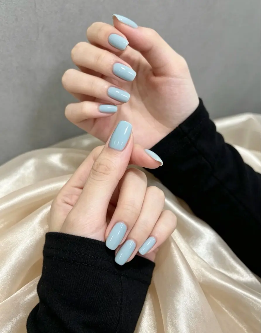ネイル ブルー RAFFINE 高田馬場ネイルサロンのネイルデザイン