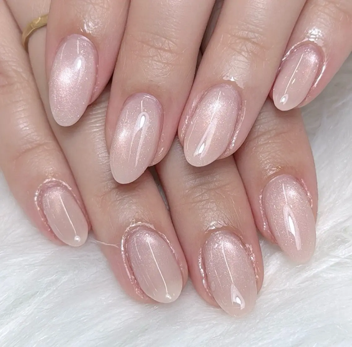 ネイル 長さ出し ガーリー キラキラネイル 韓国ネイル 水色 ハンドネイル ICE Nailsのネイルデザイン