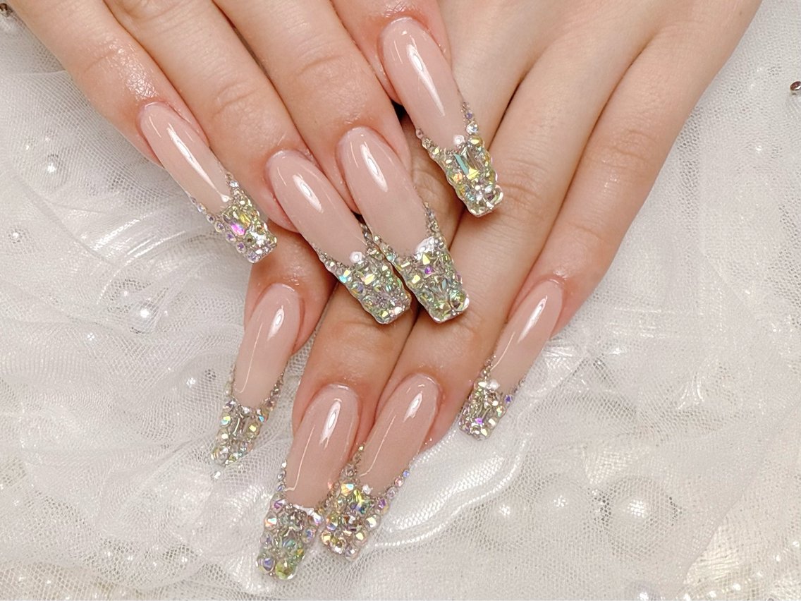 ネイル ジェルネイル 韓国ネイル マグネットネイル 持ち込み ワンカラーネイル ハンドネイル ハンドケア R1🎀Nail💕 池袋東口店のネイルデザイン