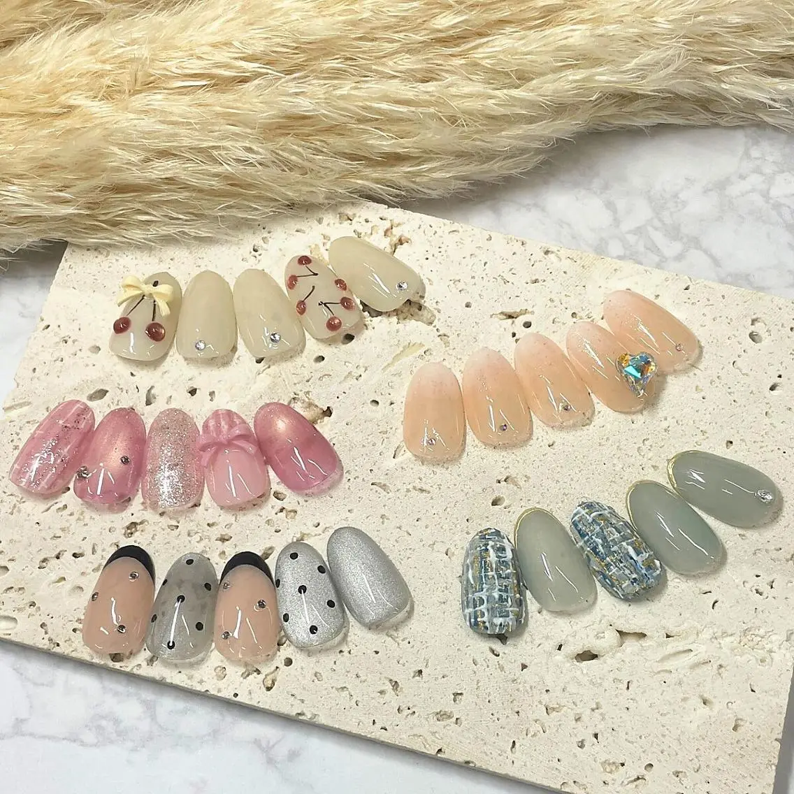 【HAND】うる艶ワンホン韓国デザインネイルオフありの写真