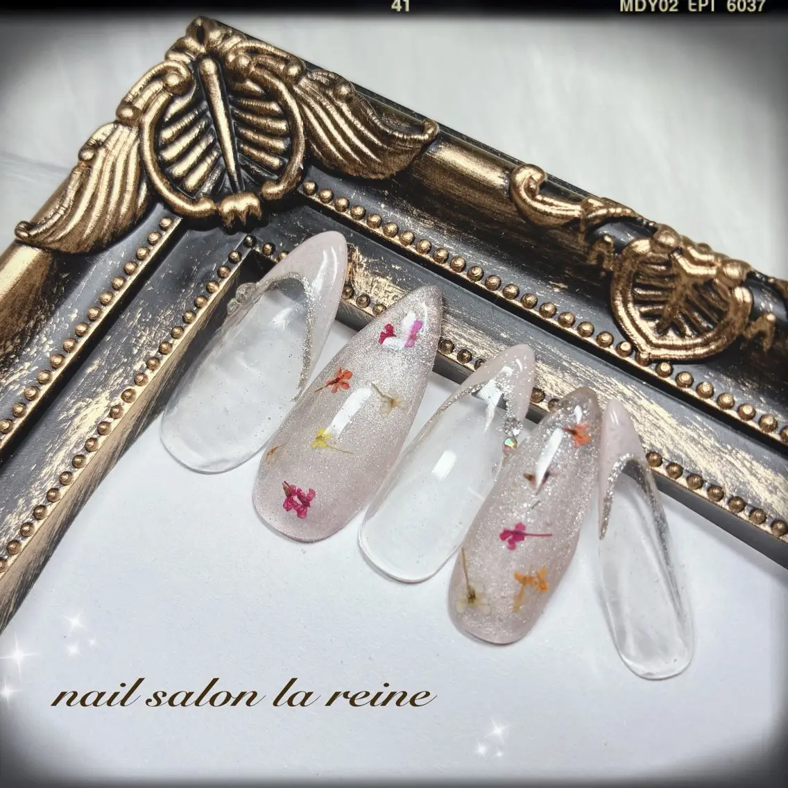 ネイル フラワーネイル 春ネイル nail salon la reineのネイルデザイン