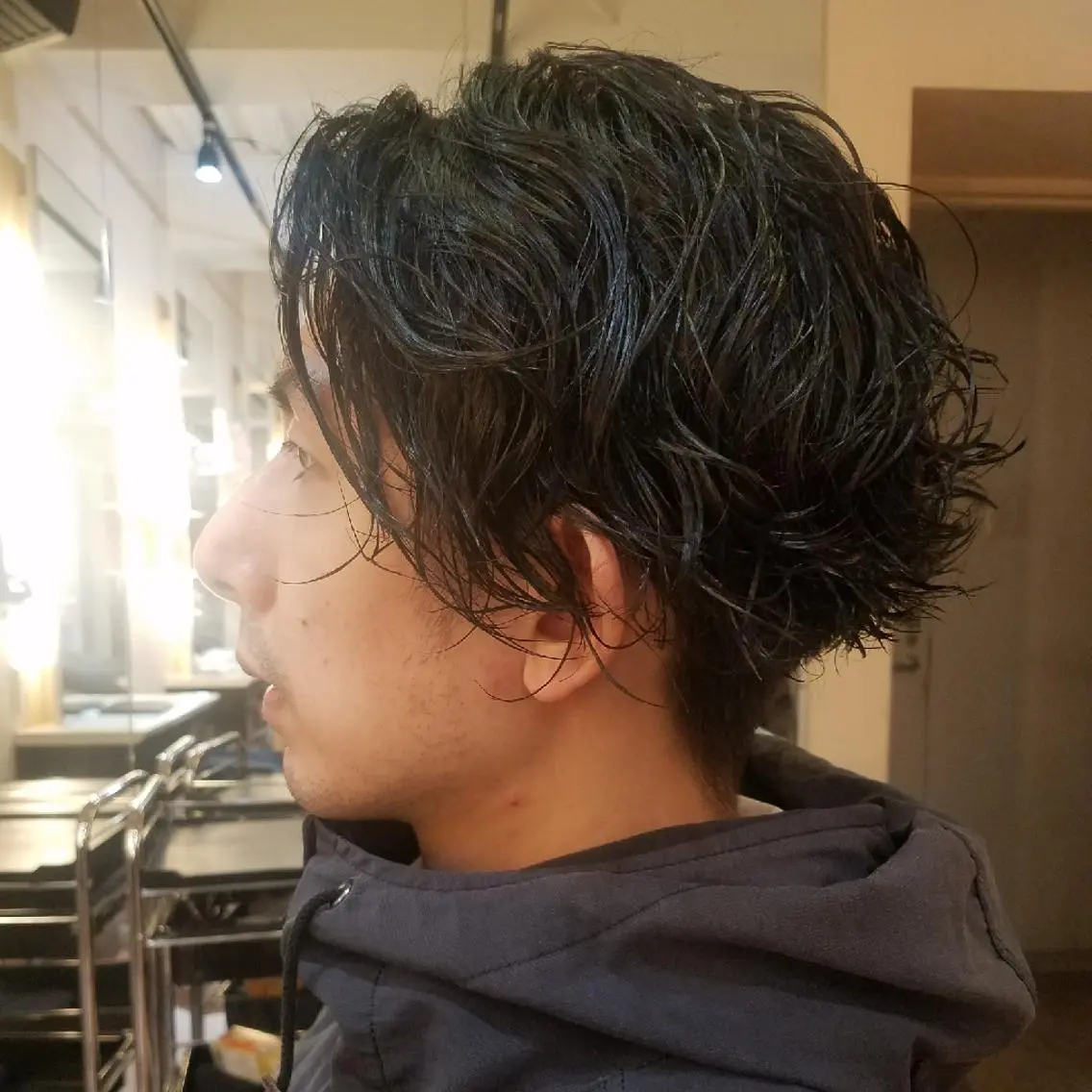 セミロング パーマ メンズ メンズパーマ セミロングパーマ カット パーマ 内村 純也のヘアスタイル