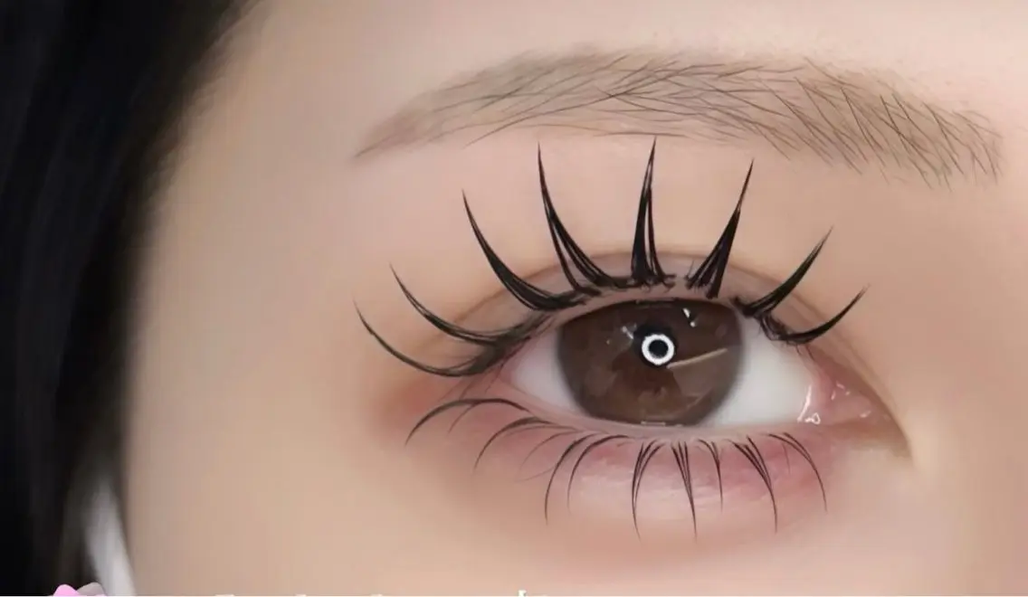 👄【LED無料】セクシー＆キュート🩷LCカール3Dボリュームラッシュ120束💖アイパック、コーティング付きの写真