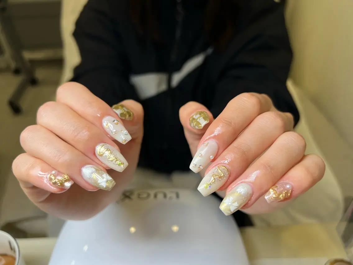 ネイル ボルドー ブラウン チークネイル ドット フットネイル ハンドネイル VAN NAIL 海老名展のネイルデザイン