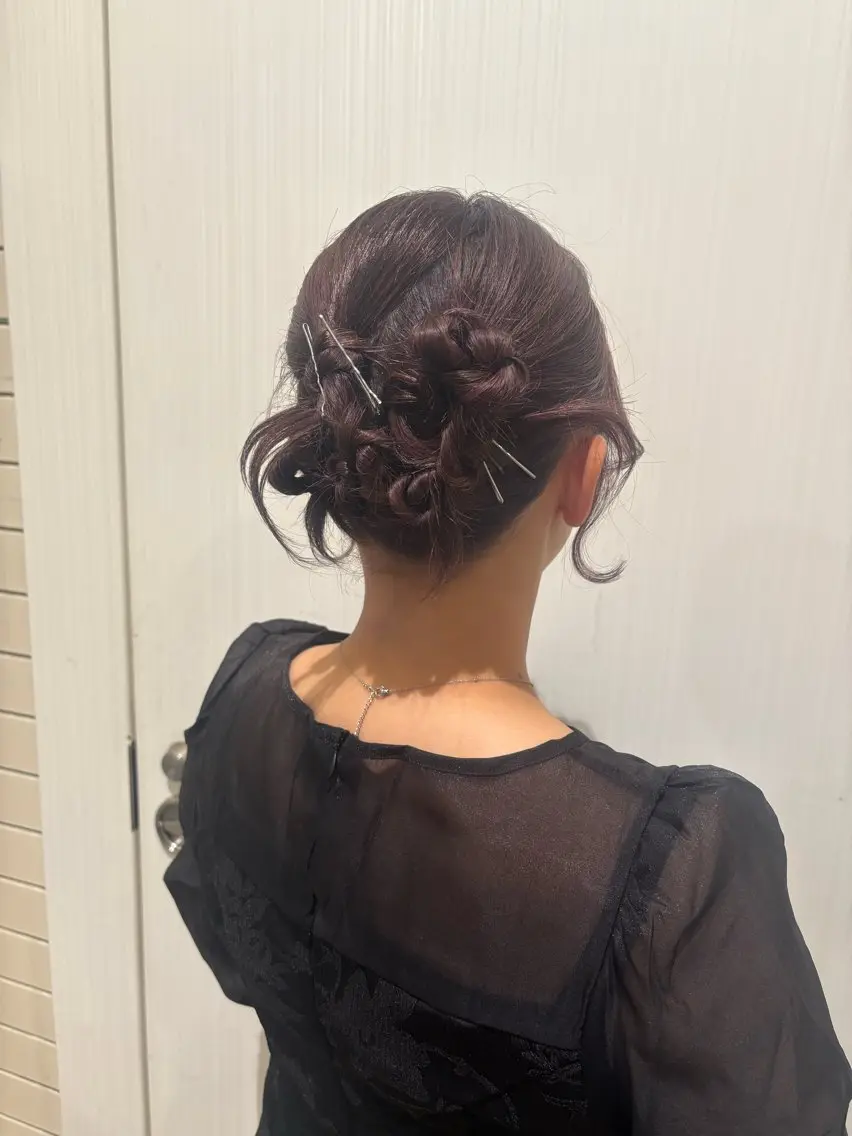 ヘアアレンジ ヘアセット ヘアセット/艶カラー /まつげパーマ/りおのヘアスタイル