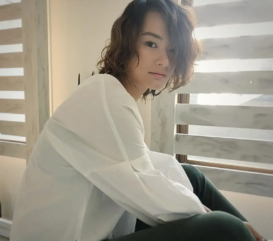 ミディアム カラー ボブ 原木 康臣のヘアスタイル
