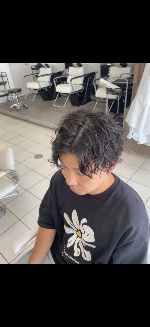 メンズ カット パーマ 成瀬スパイラル パーマ清水大隼のヘアスタイル
