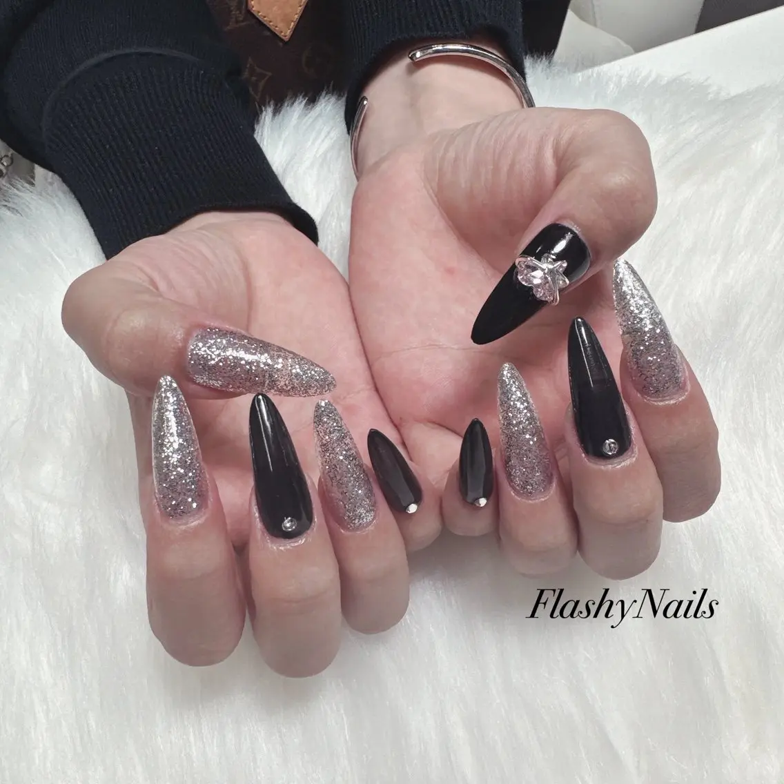 ネイル Flashy Nailsのマツエク・マツパデザイン