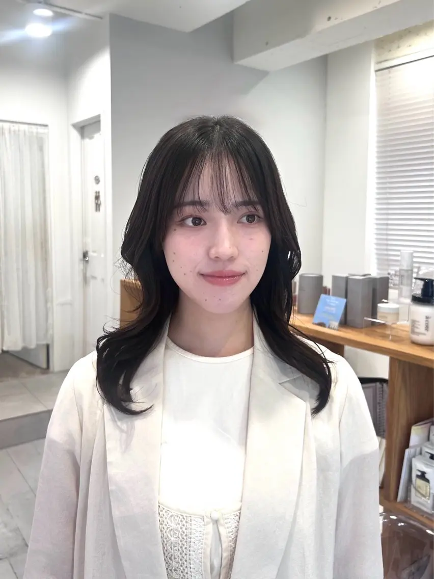 セミロング カット ヘアカラー トリートメント 韓国ヘア ‎⟡.·KANA🐥のヘアスタイル