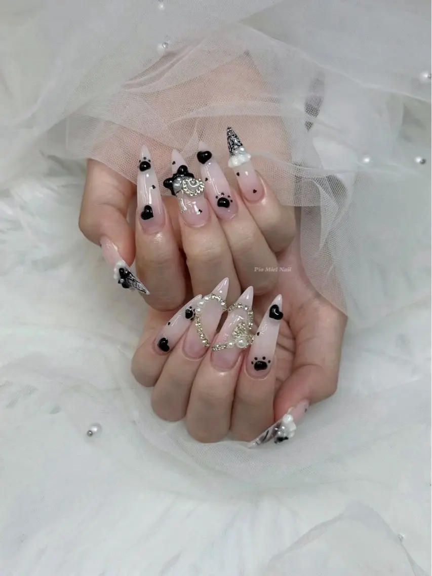 ネイル ハンドネイル HANA 長さだしのネイルデザイン