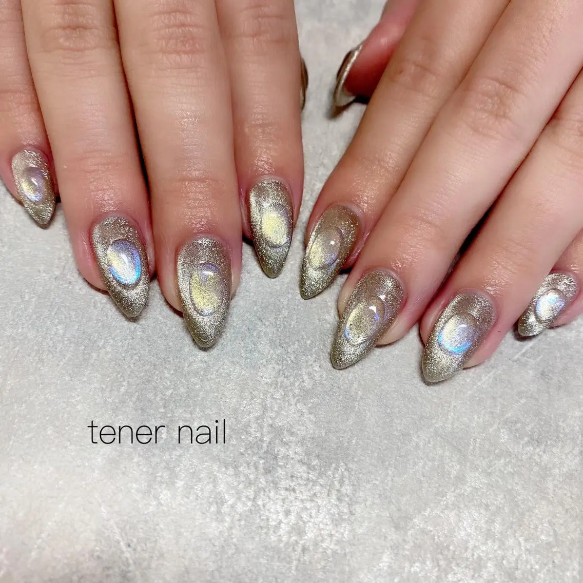 ネイル オーロラネイル ブルー ぷっくりネイル テネルネイル tener nailのネイルデザイン