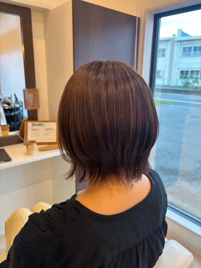 ショート ボブレイヤー ボブ レイヤーカット ヘアカラー 山本 詩織のヘアスタイル