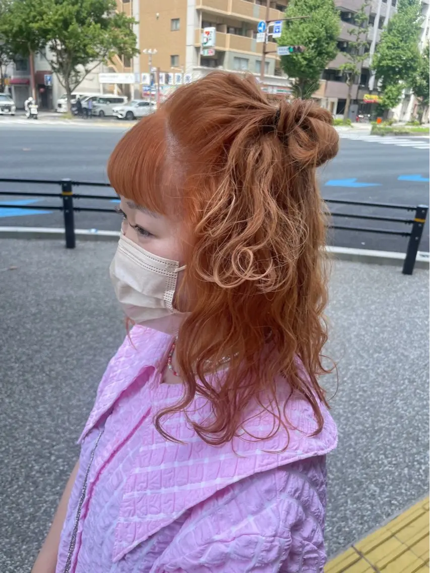 セミロング ヘアアレンジ 東 史夏のヘアスタイル