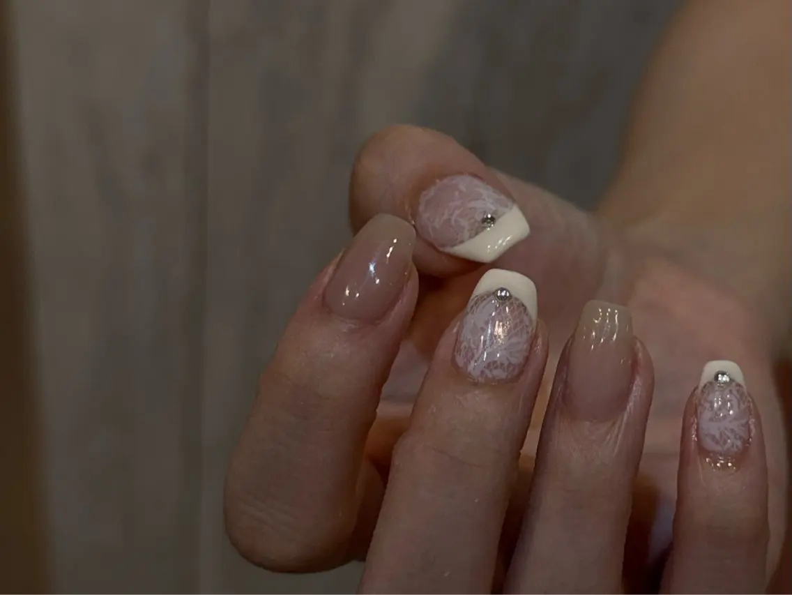 ネイル フレンチネイル マグネットネイル 持ち込み ニュアンスネイル ワンカラーネイル ハンドネイル LINEA.nail Kozueのネイルデザイン
