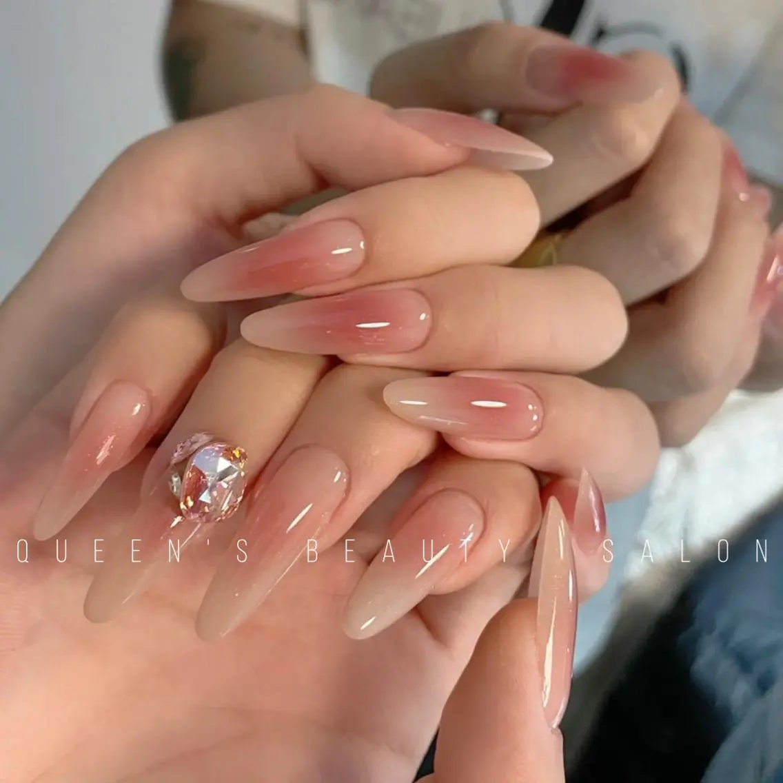 ネイル ハンドネイル Queens マオのネイルデザイン