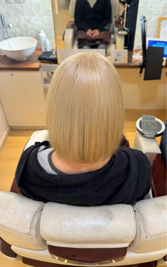 カラー 松本 凪沙のヘアスタイル