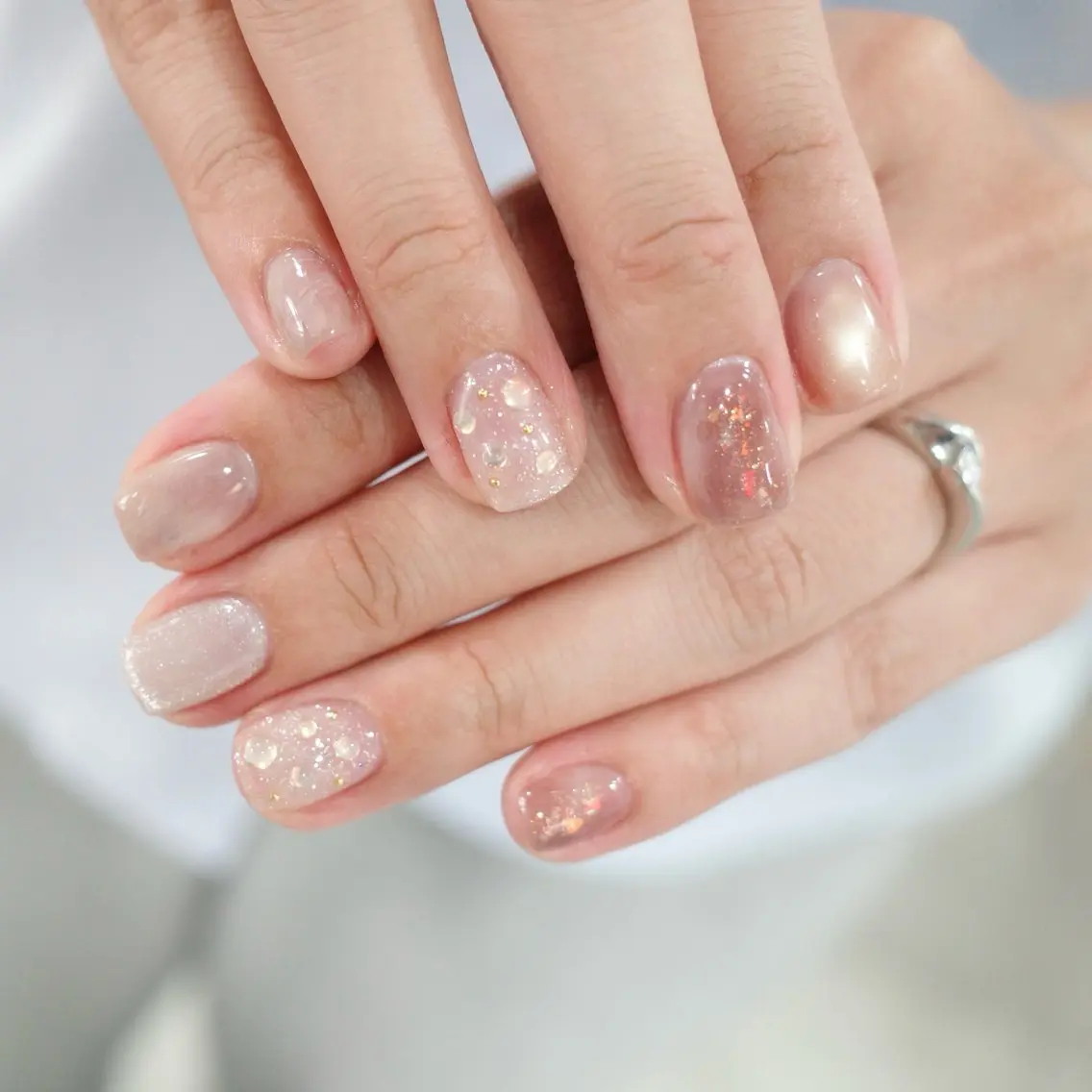 ネイル フラッシュネイル キラキラネイル マグネットネイル ニュアンスネイル シンプルネイル sösö nailのネイルデザイン