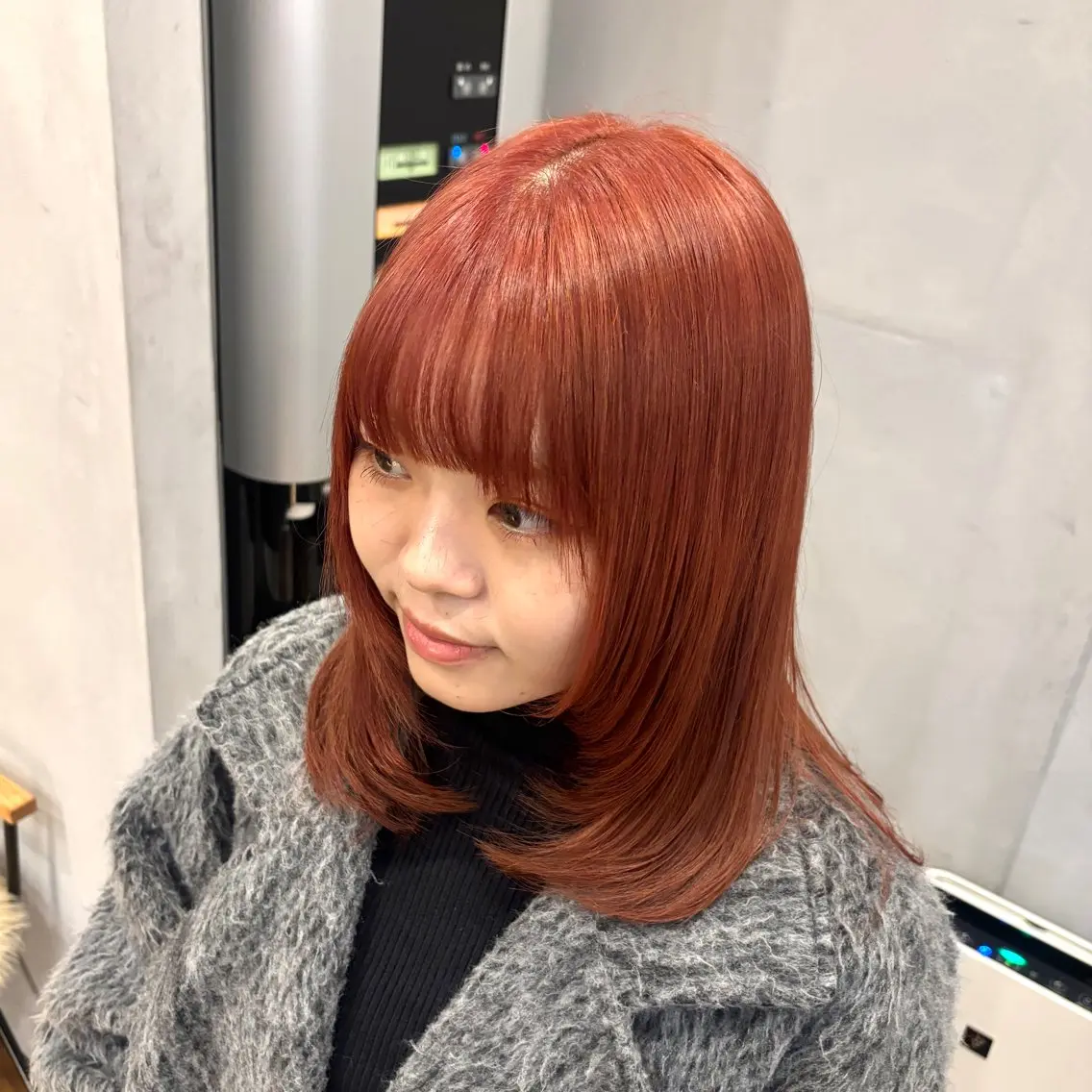 ミディアム カラー ブリーチ オレンジ レッドカラー 顔まわりレイヤー 顔周りカット 山本望理/期間限定 /パーマのヘアスタイル