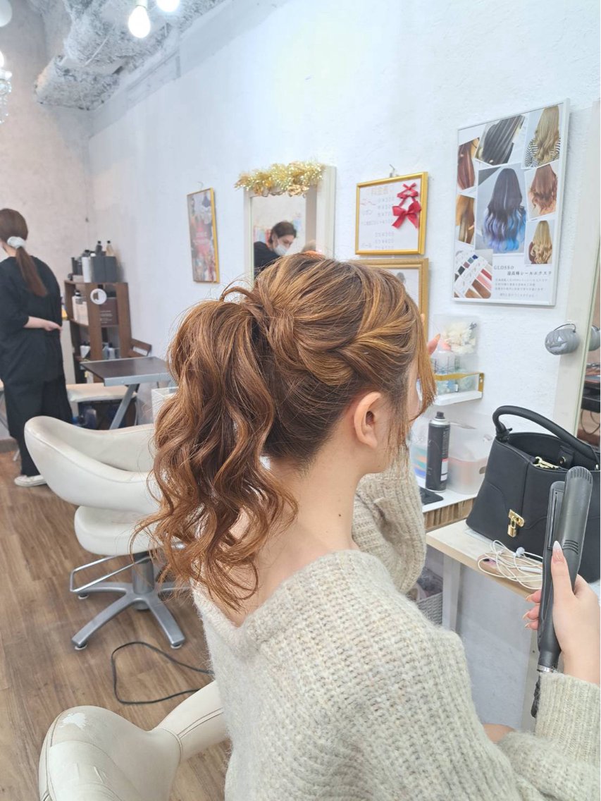 セミロング ヘアセット GLOSS 心斎橋 山上のヘアスタイル