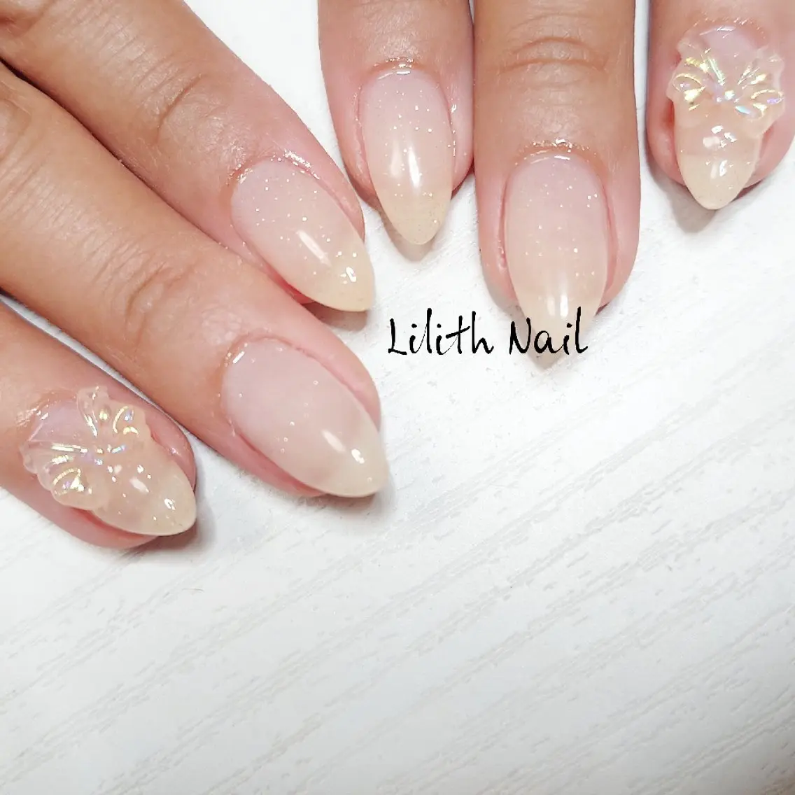 ネイル リボン ハンドネイル Lilith Nailのネイルデザイン