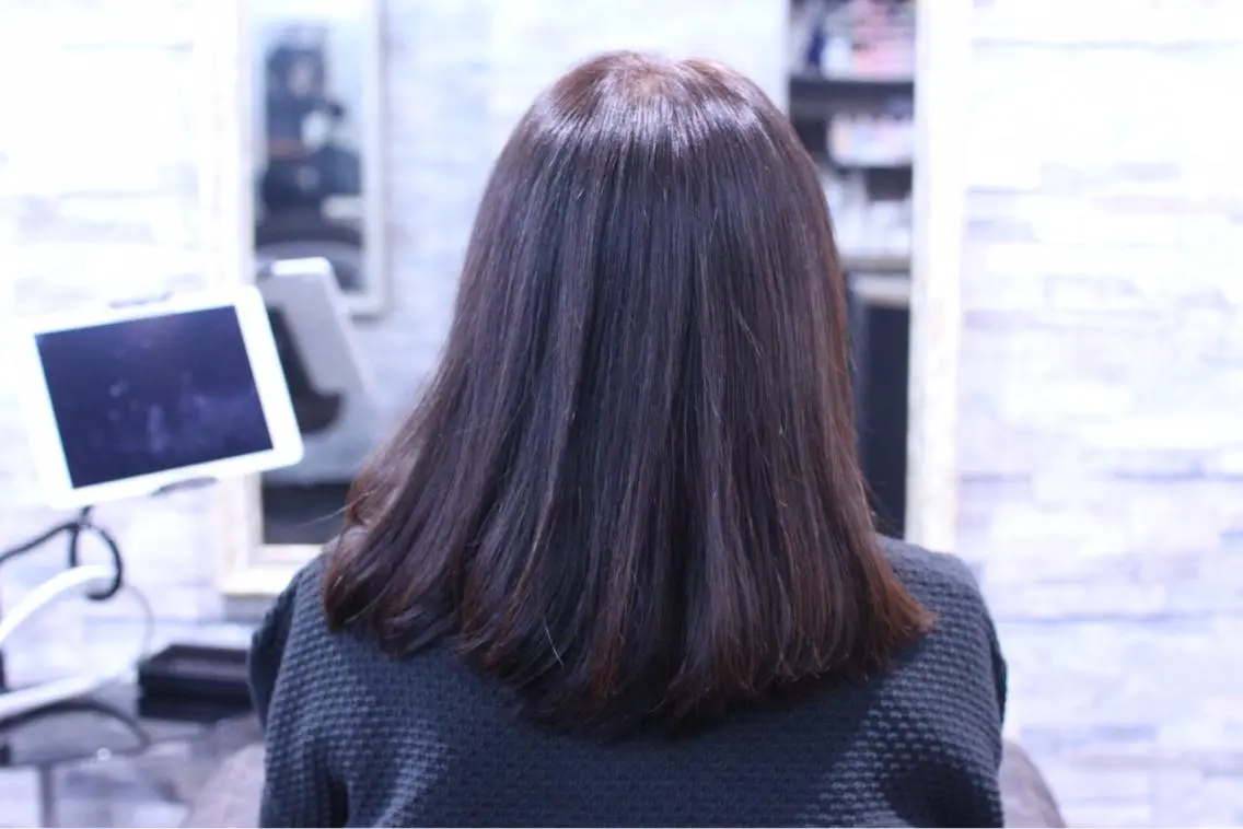セミロング カラー カット ヘアカラー トリートメント 大通り1番出口1分 髪質改善ヴィソップのヘアスタイル