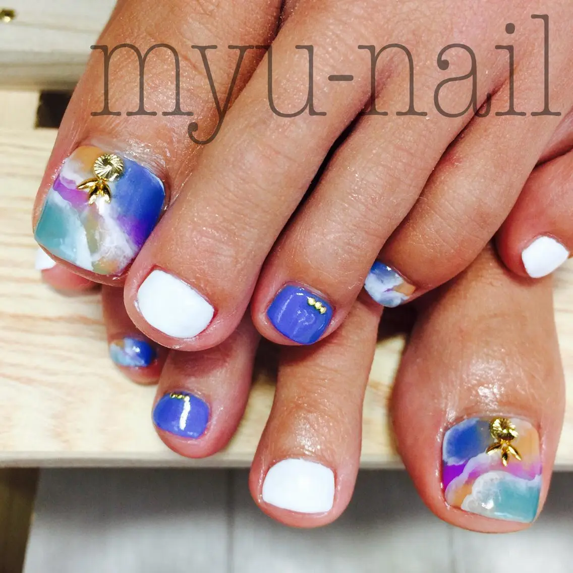 👣フットジェル👣キューティクルケアつき👣ワンカラーのみのフットジェルは¥1000オフ♡の写真