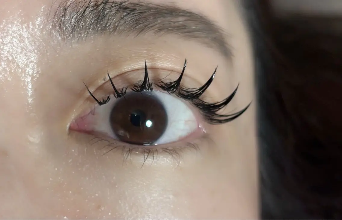 マツエク・マツパ 束感まつ毛 フラットラッシュ マツエク eyelash Lukkaのマツエク・マツパデザイン