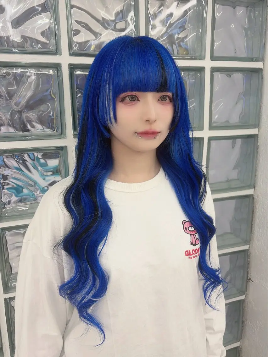 ロング ヘアカラー エクステ 三尾 樺緒のヘアスタイル
