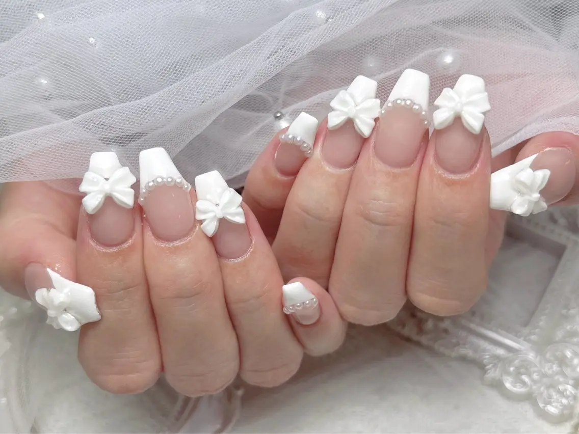 ネイル ジェルネイル 韓国ネイル マグネットネイル 持ち込み ワンカラーネイル ハンドネイル ハンドケア R1🎀Nail💕 池袋東口店のネイルデザイン