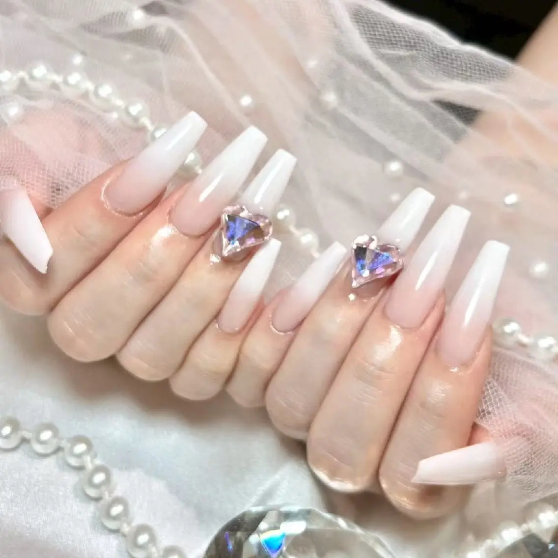 ネイル io nail  心斎橋⚜️半額セールのネイルデザイン
