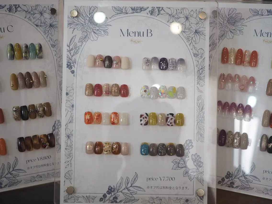ネイル ハンドネイル glaNje aoiのネイルデザイン