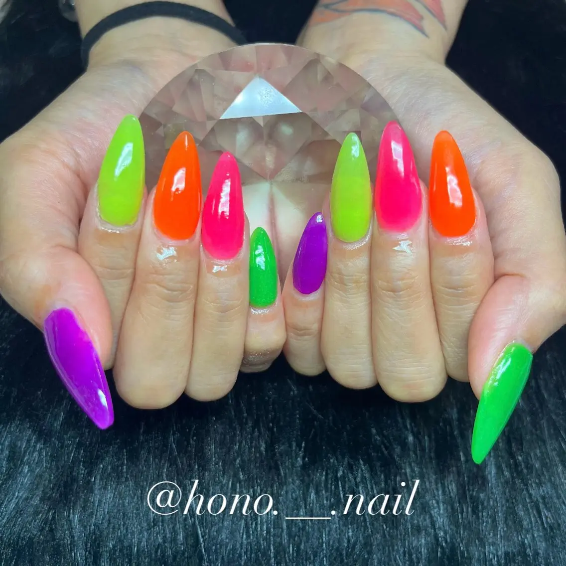 ネイル ハンドネイル NailSalo AriuMのネイルデザイン