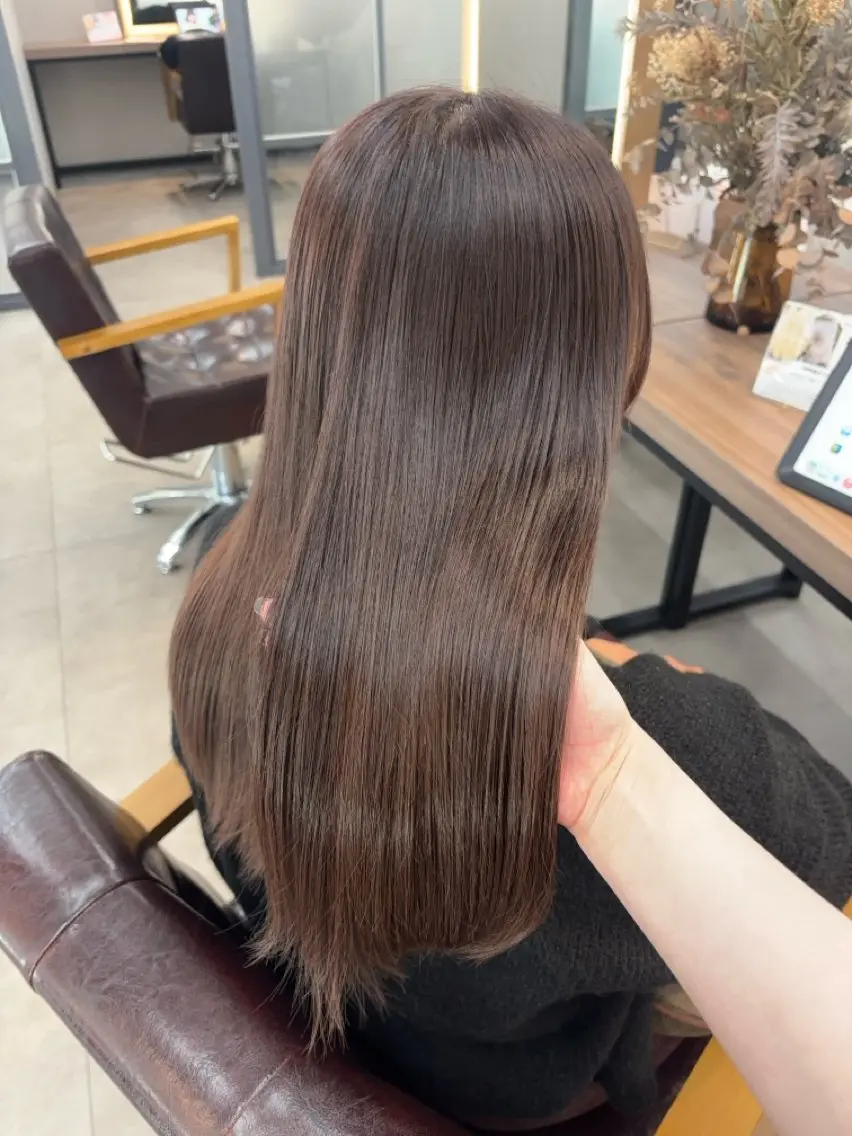 セミロング カラー ベージュカラー ラベンダーカラー カット ヘアカラー レイヤー✂︎ぷつボブ 艶カラー🤍noaのヘアスタイル