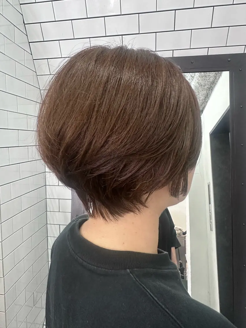 ショート カット ヘアカラー トリートメント 妙見 知洋のヘアスタイル