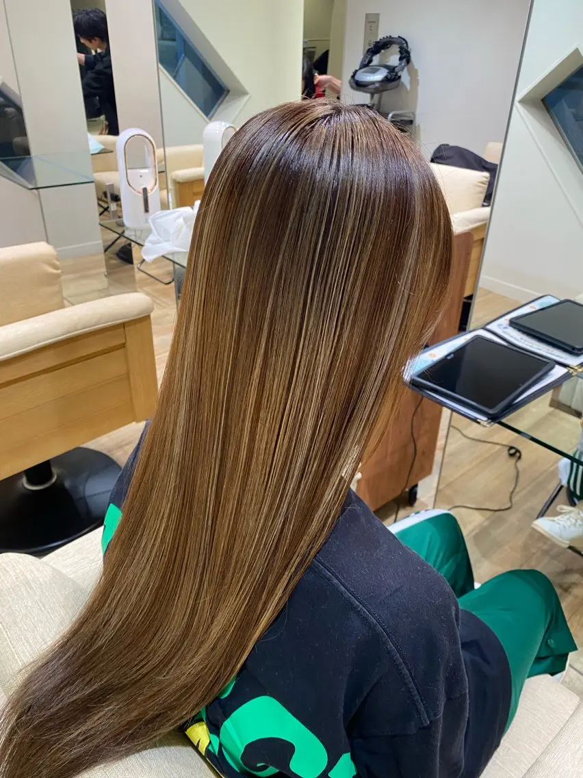 ロング カラー ハイライトカラー ハイライト 乙骨 進之介のヘアスタイル