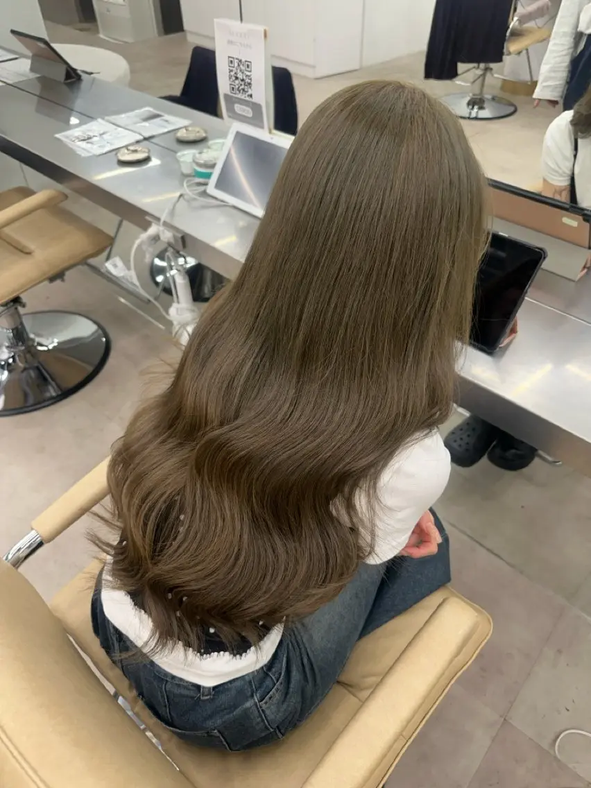 【平日限定🩶】ブリーチなしで叶える✨ダブルカラー🌺の写真