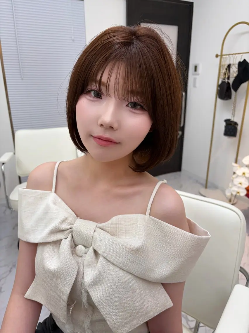 ショート カラー グレージュ 韓国風ヘア レイヤーカット ワンホンヘア カット ヘアカラー トリートメント 韓国ヘア/レイヤー Lily Wongのヘアスタイル