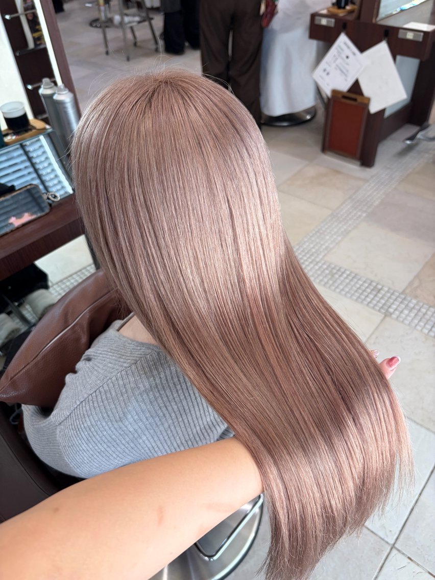ロング カラー ヘアカラー 【ハイトーン】 HARUNA🌼のヘアスタイル