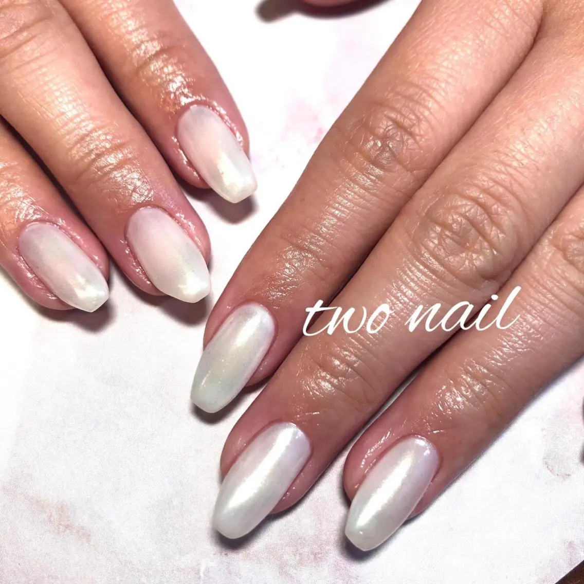 ネイル オーロラネイル ハンドネイル two nailのネイルデザイン