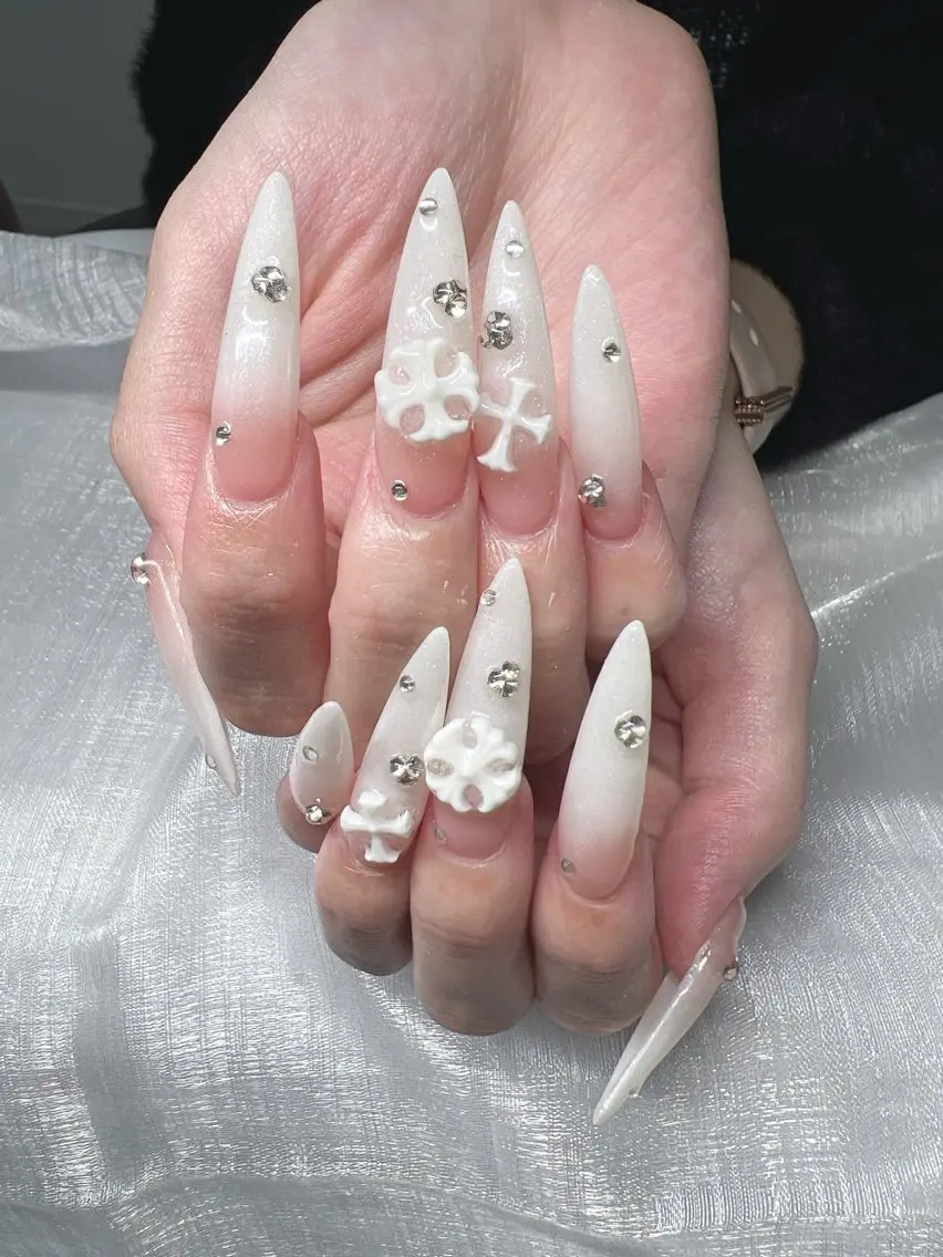 ネイル 長さ出し グラデーション 卒業式 キラキラネイル マグネットネイル ハンドネイル Lee Nailsのネイルデザイン