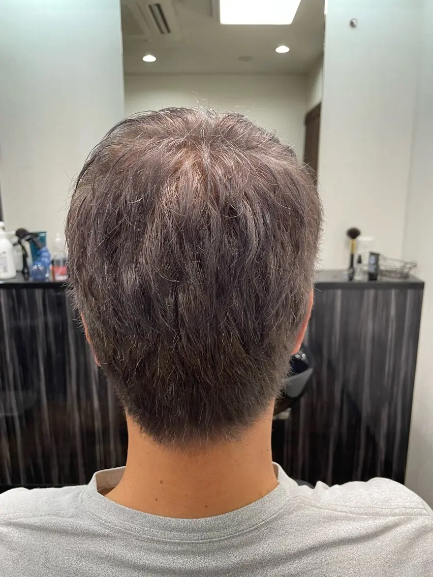 ショート カラー メンズ メンズブリーチ メンズハイトーン アッシュ ブリーチ ハイトーンカラー Nakada Chikaのヘアスタイル