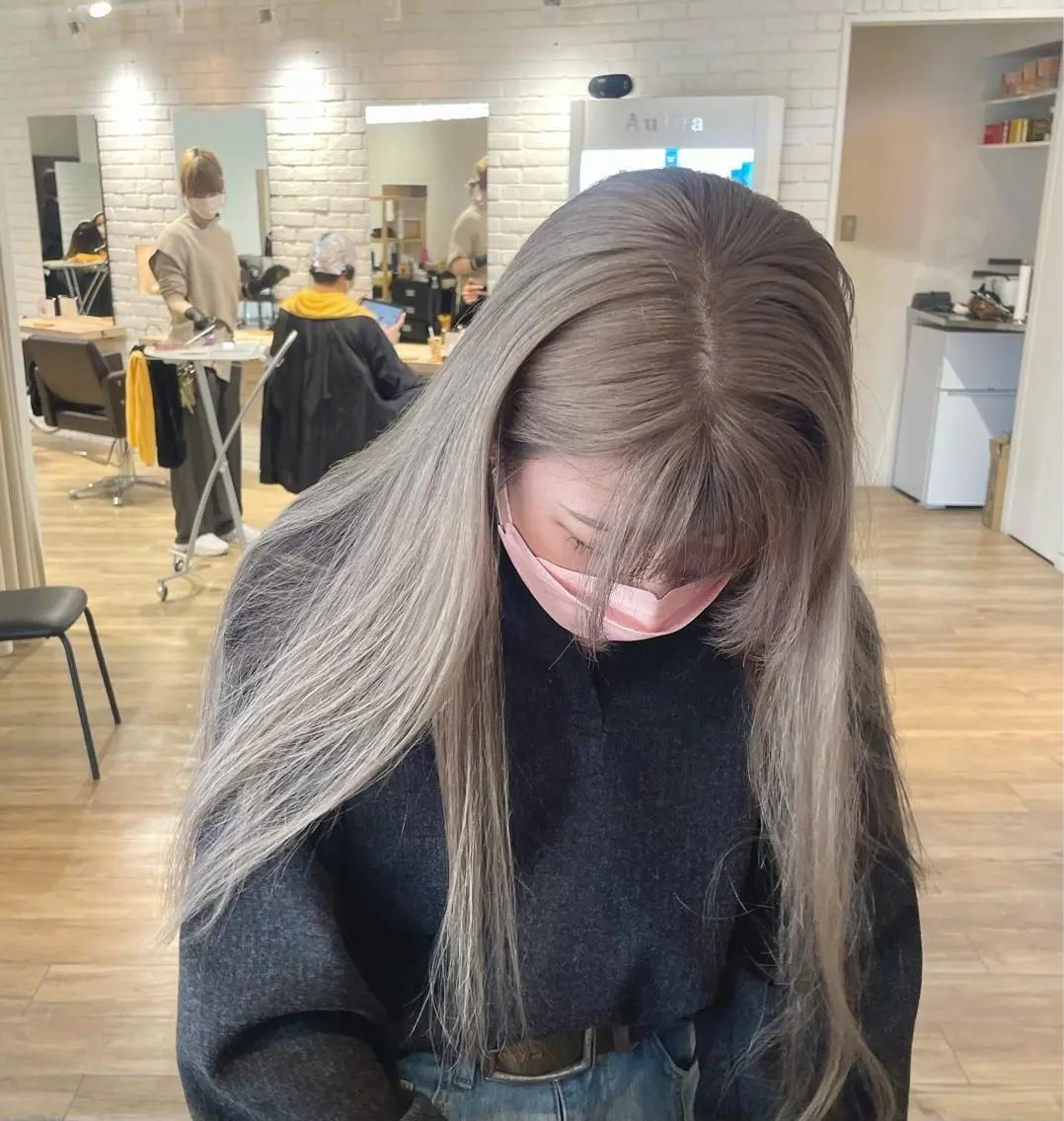 ロング 前田 菜奈子のヘアスタイル
