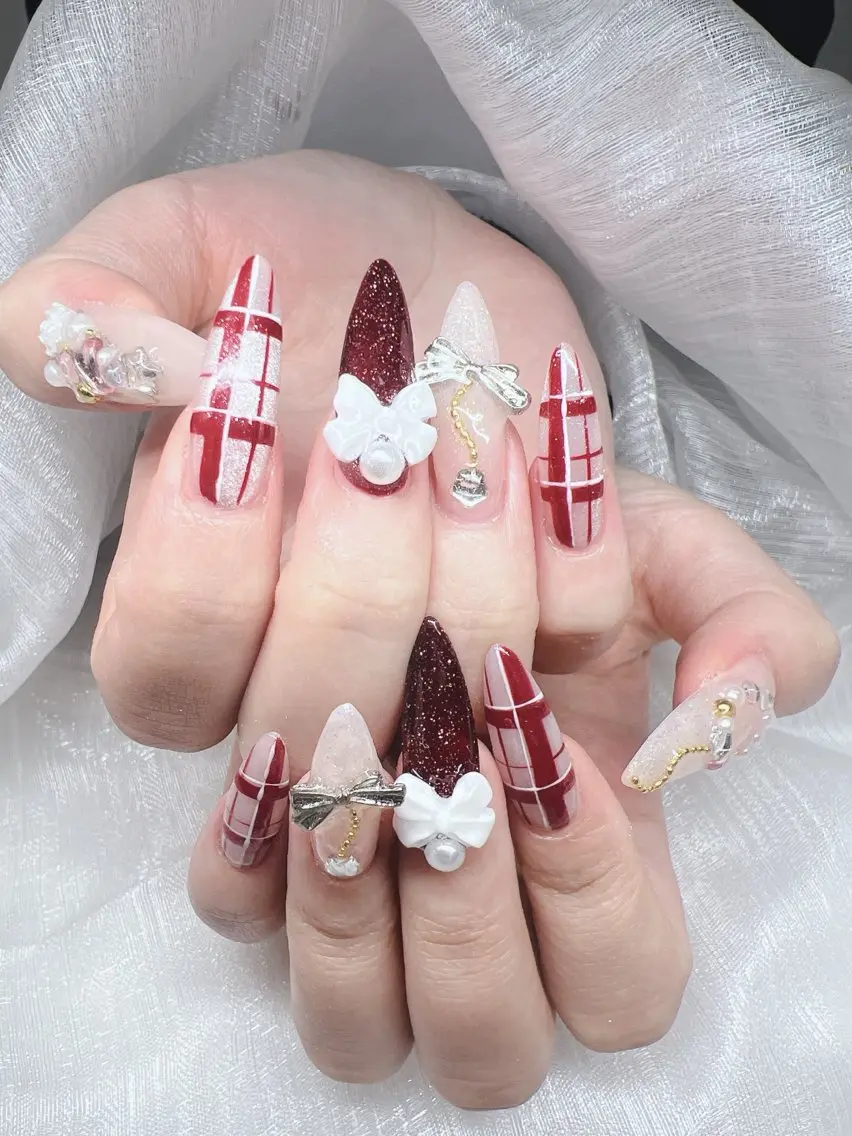 ネイル ハンドネイル Lee Nails チップ長さだし専門店のネイルデザイン